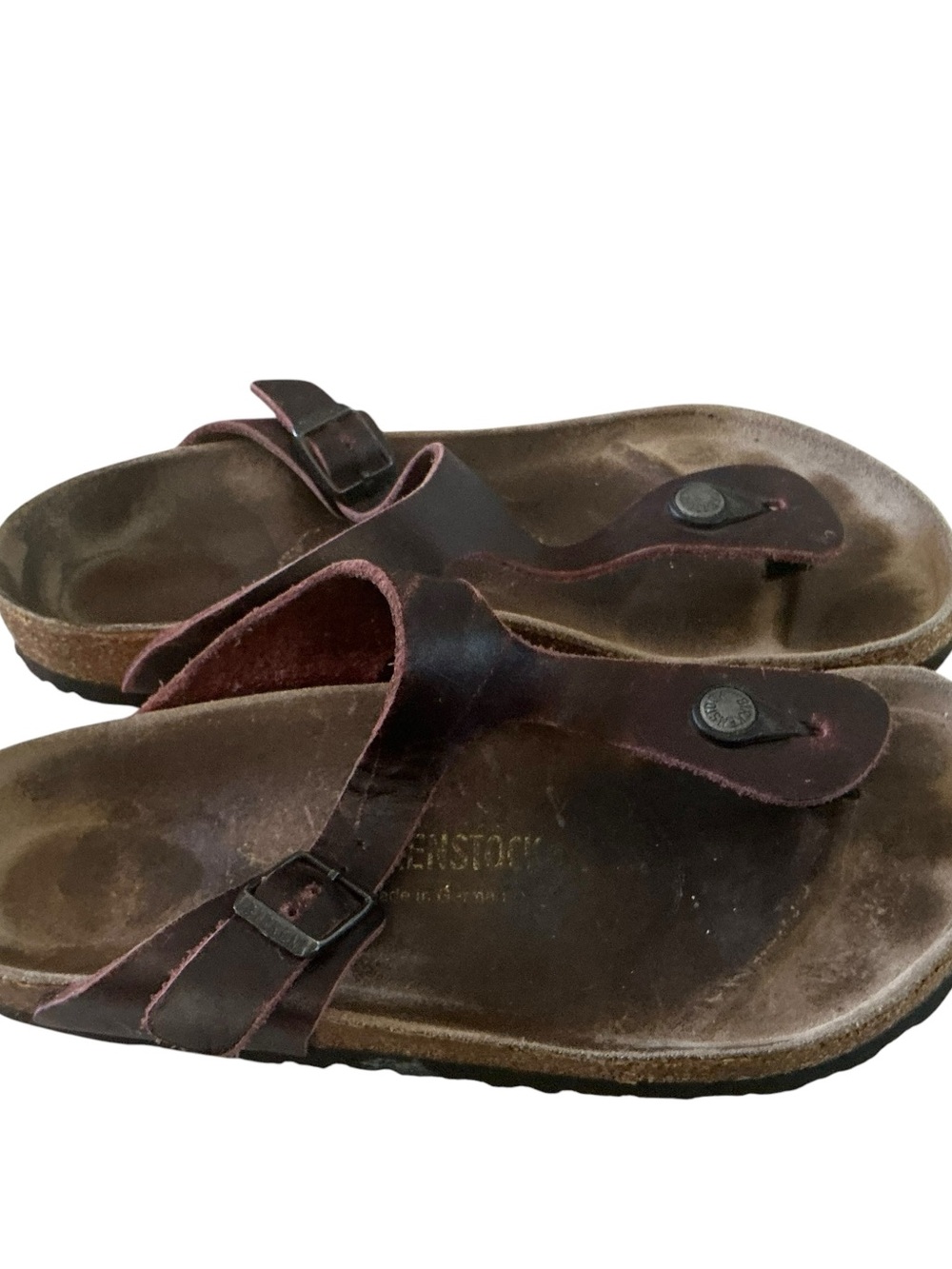 Birkenstock Gizeh brown oiled leather t-strap women’s sandals size 40/9
